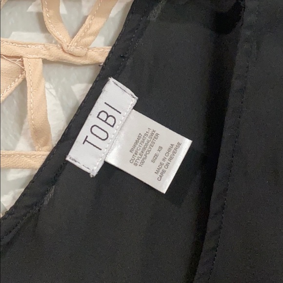 Ladies Top - Black with Geometric Back Detail - Picture 7 of 7